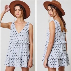 ✨lightly used✨ ruffle detail tiered tunic